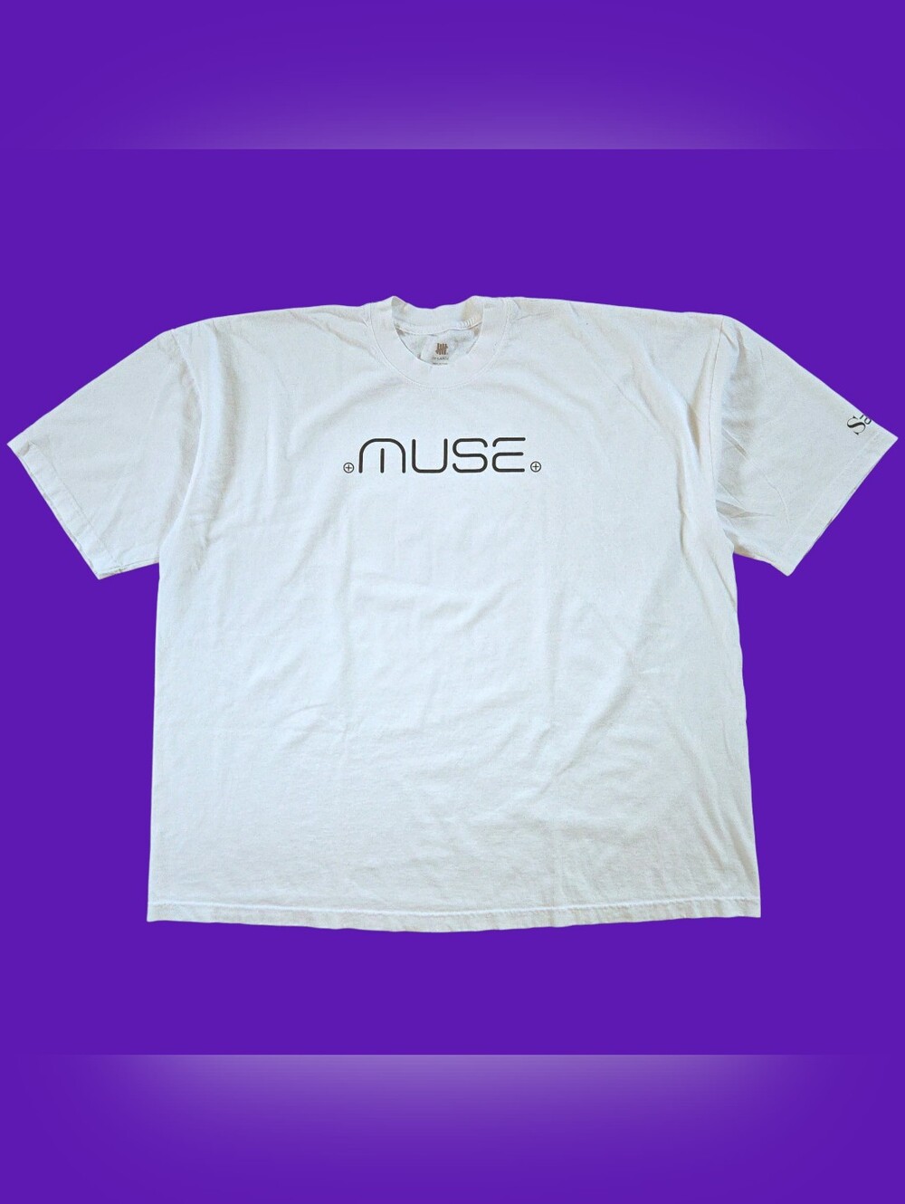 White Muse T-shirt 2025 Salon x Undefeated with fatbeats graphic tee - Mens 3XL